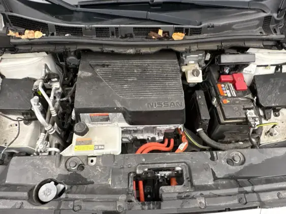 NISSAN LEAF II - voiture d'occasion - Photo 21