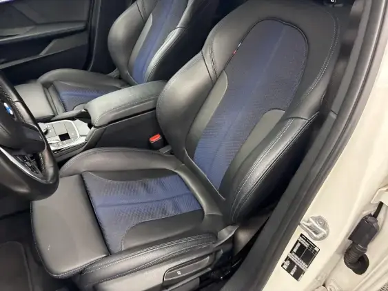 BMW SERIE 1 F40 - voiture d'occasion - Photo 18