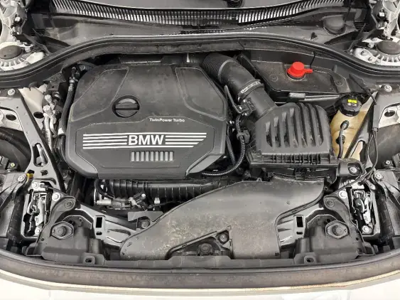 BMW SERIE 1 F40 - voiture d'occasion - Photo 21