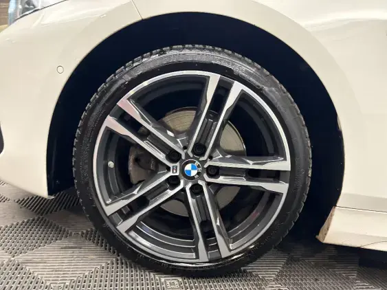 BMW SERIE 1 F40 - voiture d'occasion - Photo 22