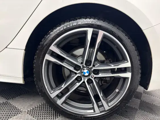 BMW SERIE 1 F40 - voiture d'occasion - Photo 23