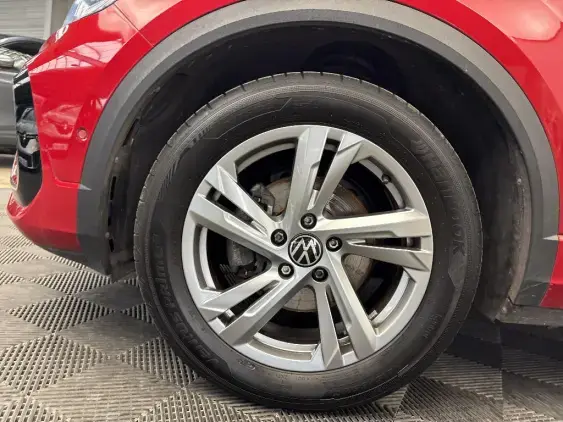 VOLKSWAGEN T-ROC - voiture d'occasion - Photo 23