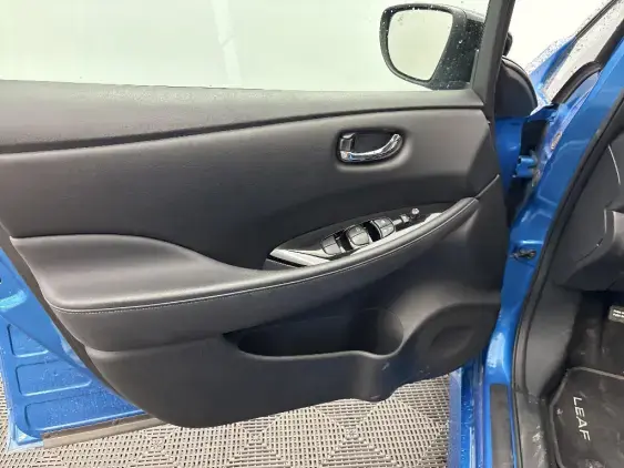 NISSAN LEAF II - voiture d'occasion - Photo 18