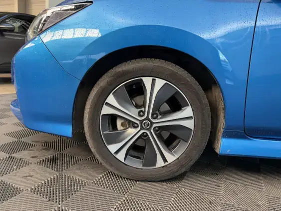 NISSAN LEAF II - voiture d'occasion - Photo 22