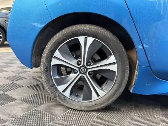 NISSAN LEAF II - voiture d'occasion - Photo 24