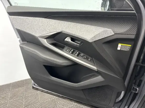 PEUGEOT 3008 III - voiture d'occasion - Photo 19