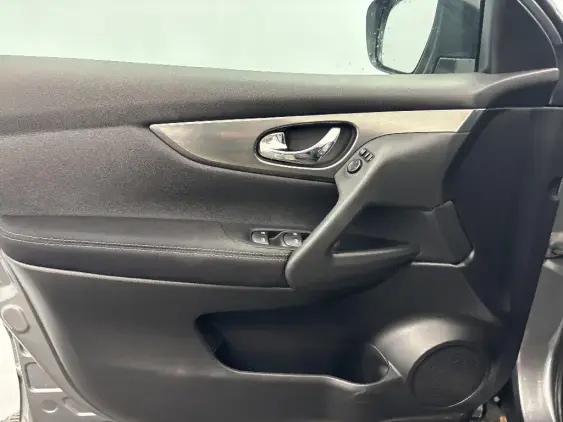 NISSAN QASHQAI II - voiture d'occasion - Photo 19