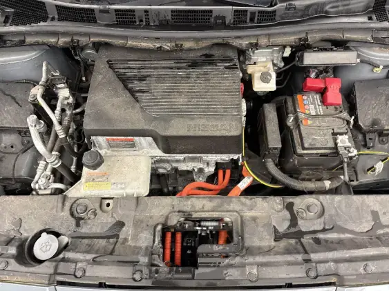 NISSAN LEAF II - voiture d'occasion - Photo 20