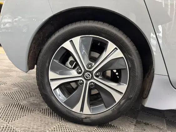 NISSAN LEAF II - voiture d'occasion - Photo 23