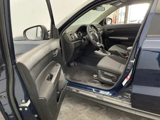 SUZUKI VITARA IV - voiture d'occasion - Photo 18