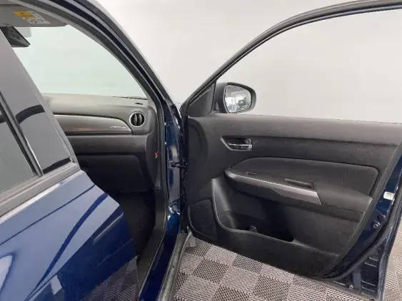 SUZUKI VITARA IV - voiture d'occasion - Photo 20