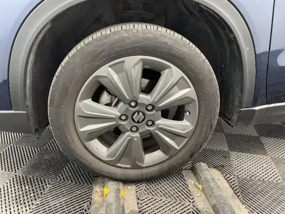 SUZUKI VITARA IV - voiture d'occasion - Photo 23