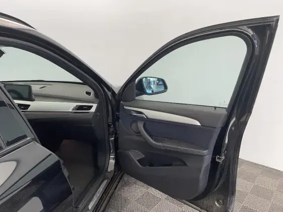 BMW X1 F48 LCI - voiture d'occasion - Photo 16