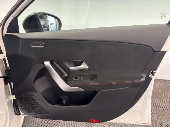 MERCEDES CLASSE A IV - voiture d'occasion - Photo 20