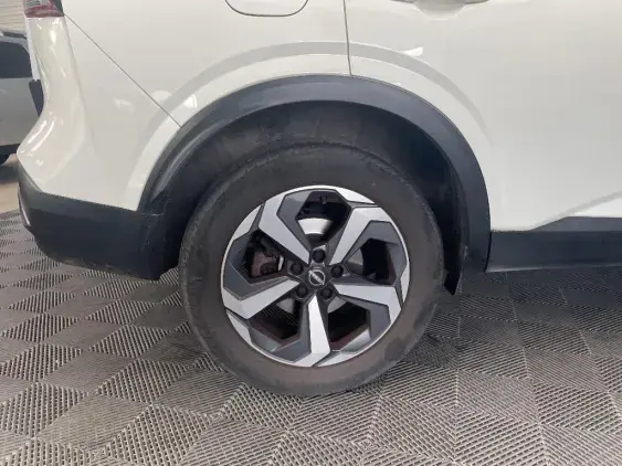 NISSAN QASHQAI II - voiture d'occasion - Photo 24