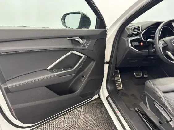 AUDI Q3 SPORTBACK II - voiture d'occasion - Photo 19