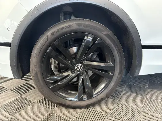 VOLKSWAGEN TIGUAN II - voiture d'occasion - Photo 24