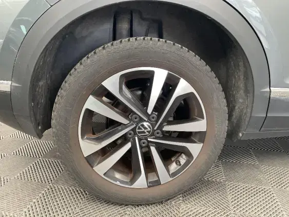 VOLKSWAGEN T-ROC - voiture d'occasion - Photo 24