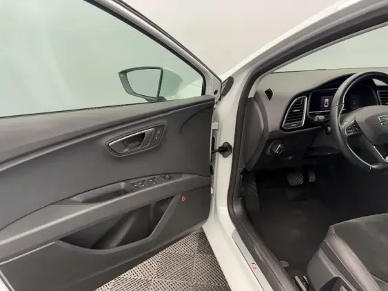 SEAT LEON III - voiture d'occasion - Photo 18