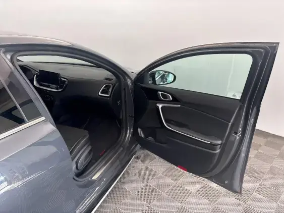 KIA PROCEED I - voiture d'occasion - Photo 19