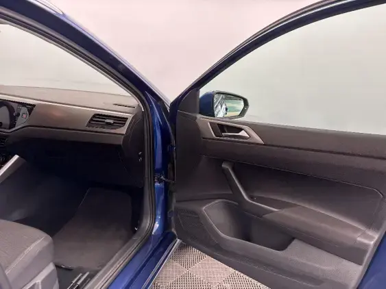 VOLKSWAGEN POLO VI - voiture d'occasion - Photo 20