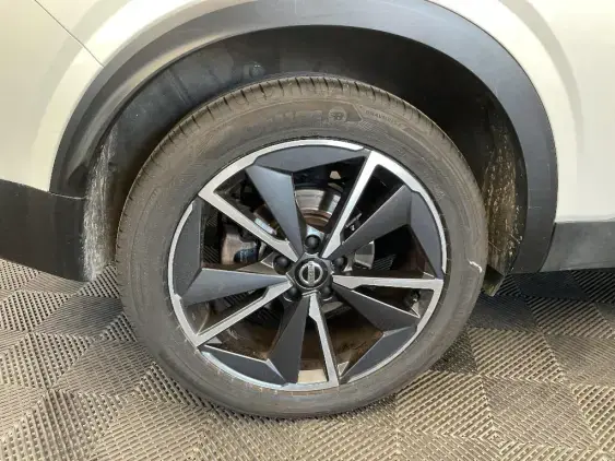 NISSAN QASHQAI II - voiture d'occasion - Photo 25