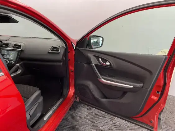 RENAULT KADJAR - voiture d'occasion - Photo 20
