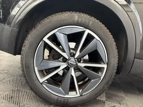 NISSAN QASHQAI II - voiture d'occasion - Photo 24