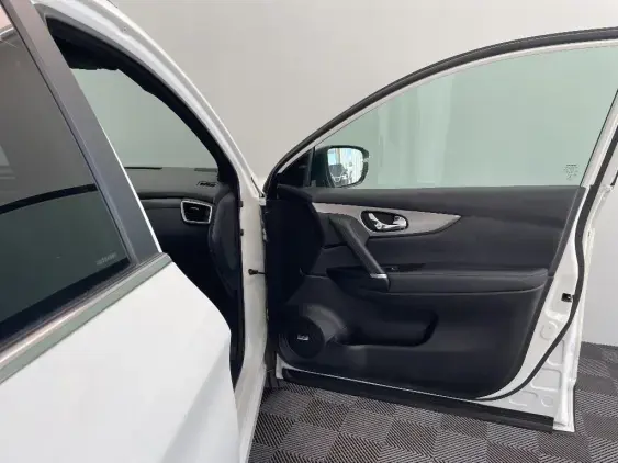 NISSAN QASHQAI II - voiture d'occasion - Photo 20