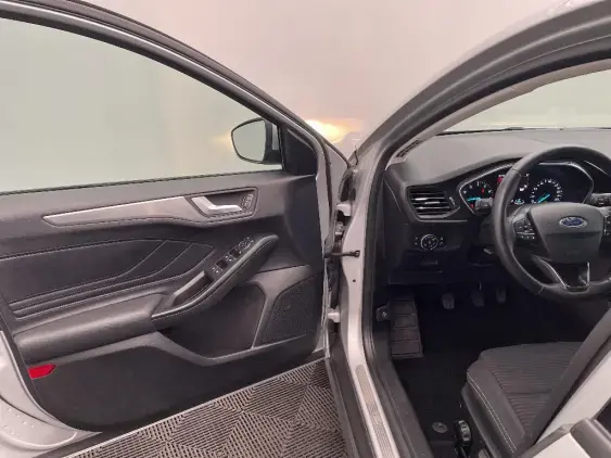 FORD FOCUS IV - voiture d'occasion - Photo 19