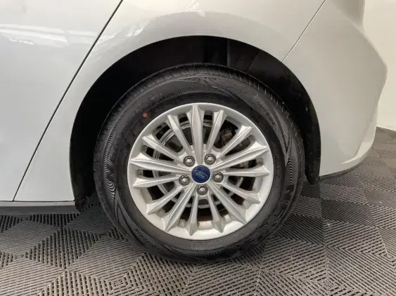 FORD FOCUS IV - voiture d'occasion - Photo 24