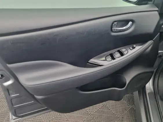 NISSAN LEAF II - voiture d'occasion - Photo 19