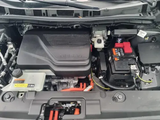 NISSAN LEAF II - voiture d'occasion - Photo 21