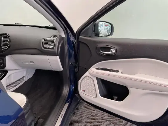 JEEP COMPASS II - voiture d'occasion - Photo 20