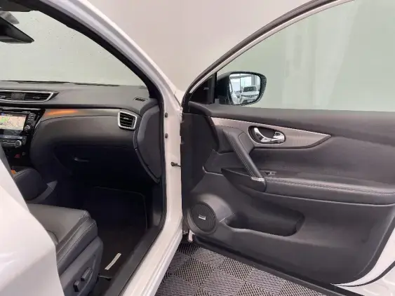 NISSAN QASHQAI II - voiture d'occasion - Photo 19