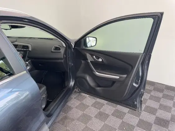 RENAULT KADJAR - voiture d'occasion - Photo 20