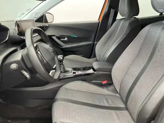 PEUGEOT 2008 II - voiture d'occasion - Photo 16