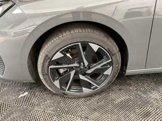 PEUGEOT 308 III - voiture d'occasion - Photo 19