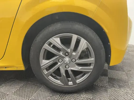 PEUGEOT 208 BUSINESS R II - voiture d'occasion - Photo 21