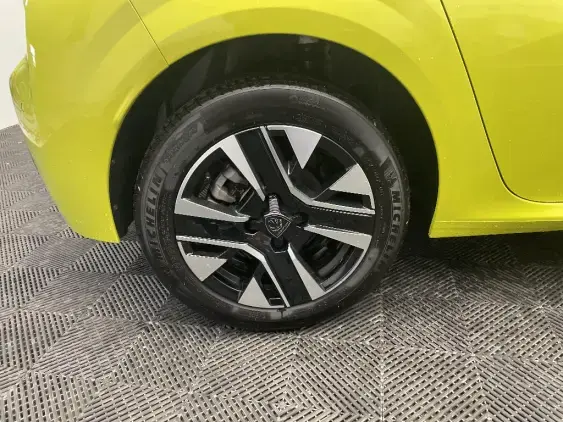 PEUGEOT 208 II - voiture d'occasion - Photo 22