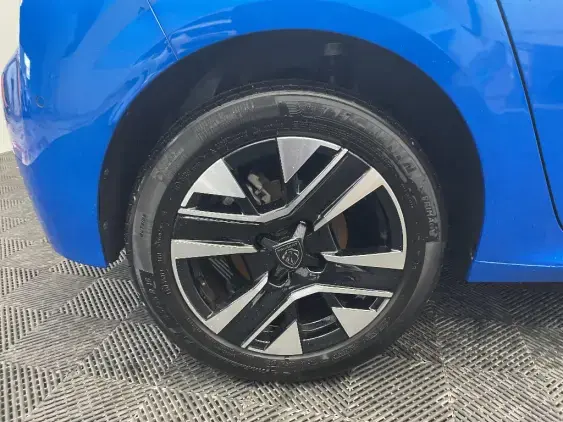 PEUGEOT 208 II - voiture d'occasion - Photo 21