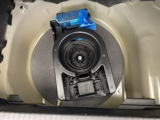 PEUGEOT 208 II - voiture d'occasion - Photo 17