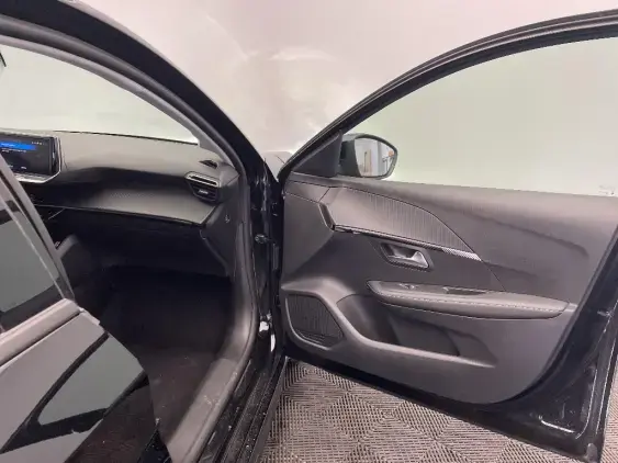 PEUGEOT 208 II - voiture d'occasion - Photo 20