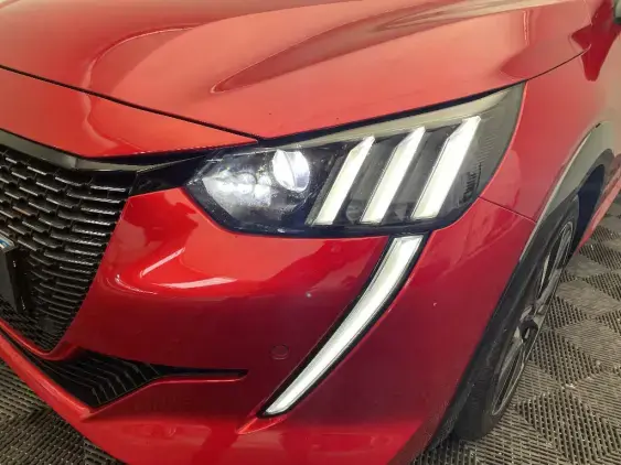 PEUGEOT 208 BUSINESS R II - voiture d'occasion - Photo 19