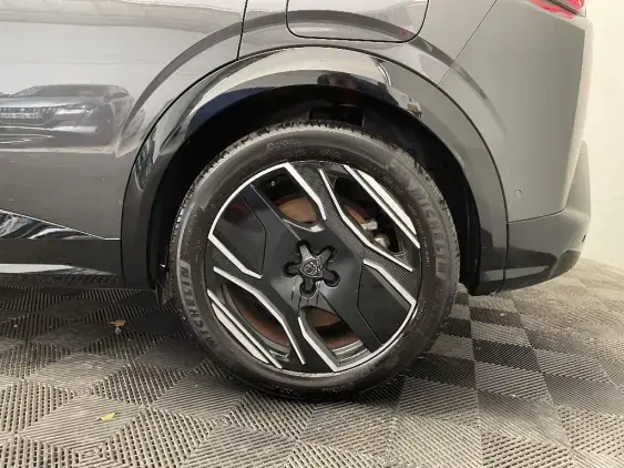 PEUGEOT 3008 ELECTRIQUE III - voiture d'occasion - Photo 18