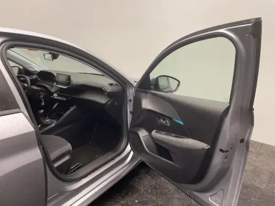 PEUGEOT 208 BUSINESS R II - voiture d'occasion - Photo 18