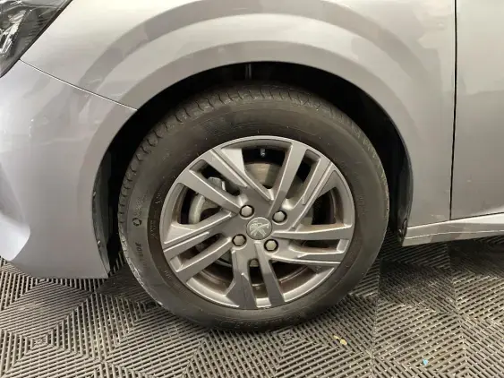 PEUGEOT 208 BUSINESS R II - voiture d'occasion - Photo 20