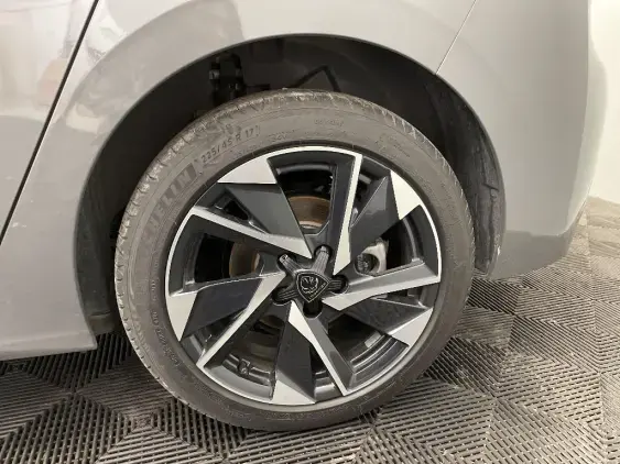 PEUGEOT 308 III - voiture d'occasion - Photo 21