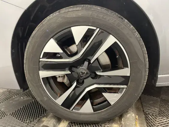 PEUGEOT 208 II - voiture d'occasion - Photo 23