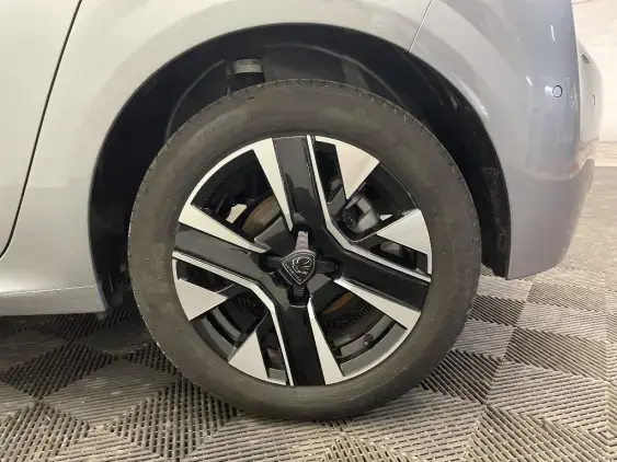 PEUGEOT 208 II - voiture d'occasion - Photo 24